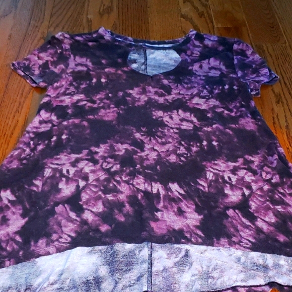 2 for 10 Mudd Short Sleeve Red Tie Dye Shirt - Picture 1 of 3